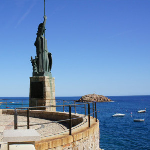 estatua minerva tossa de mar